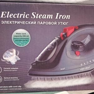 Утюг паровой RAF-1245