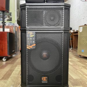 Z4595576798667 3ffffa0e5ea8a092390ff318f81912b5